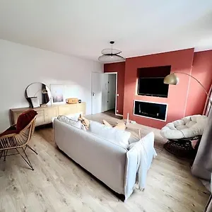  Appartement Superbe Avec Cheminée.